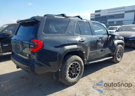 2025 Toyota 4Runner Trd Off Road Premium z USA, uszkodzony, nr VIN JTEVA5BR7S5003393